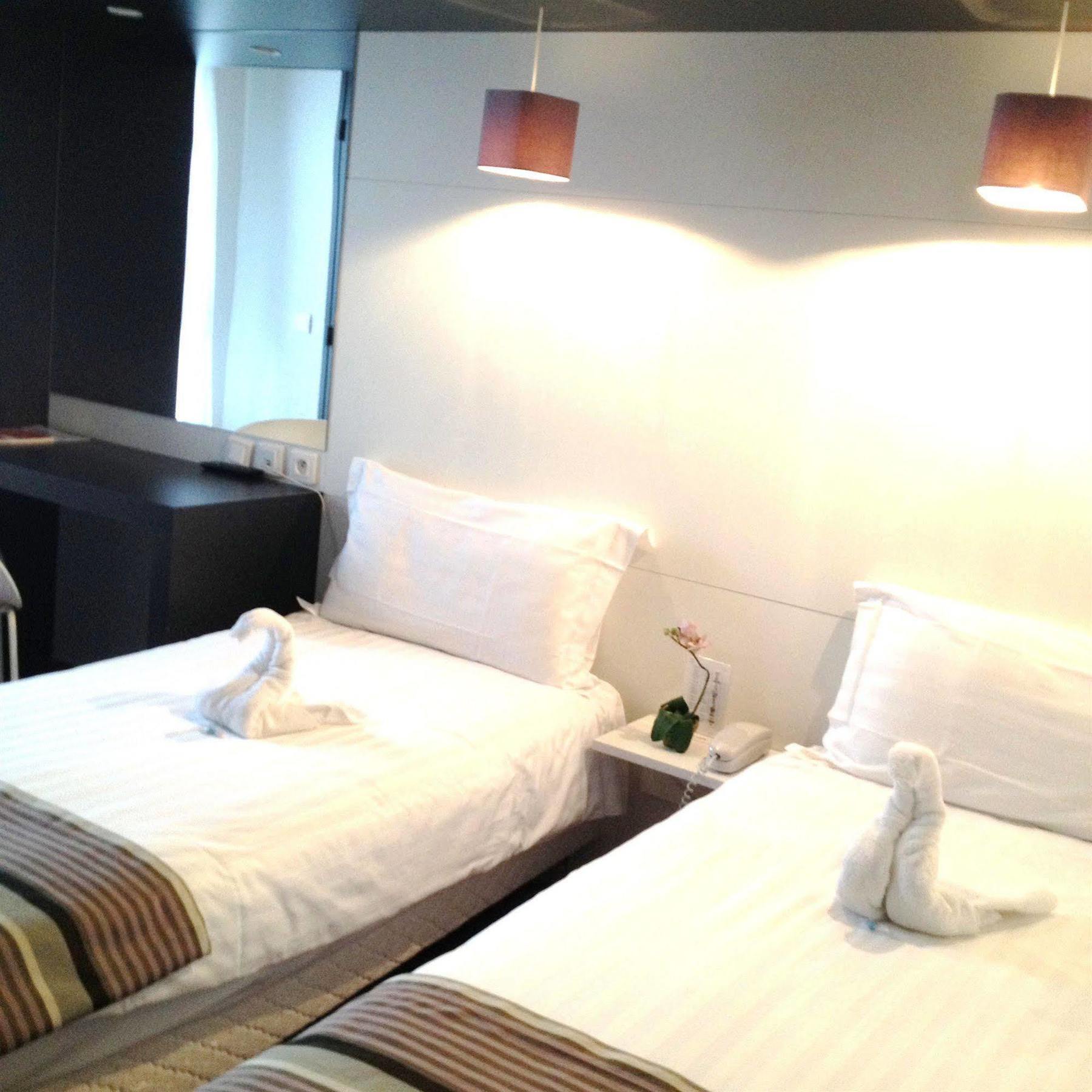 Hotel Ibis Styles Vichy Centre Buitenkant foto